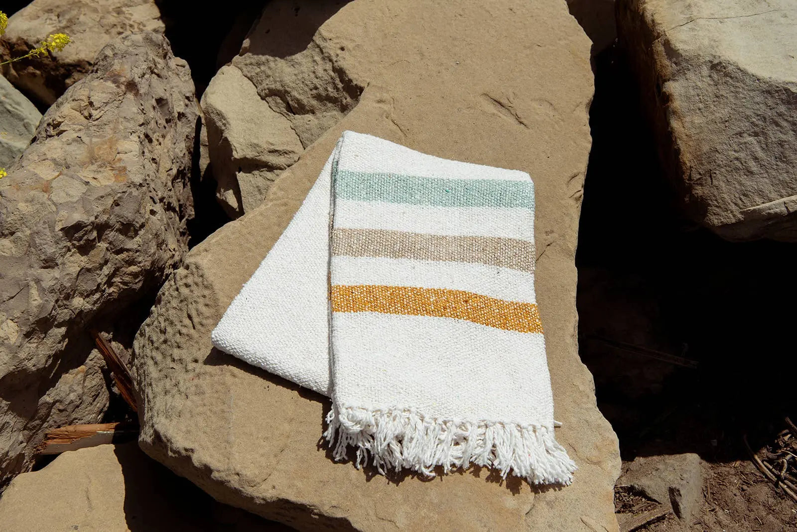 Sol - SUSTAINABLE RECYCLED THROW BLANKET Sundream