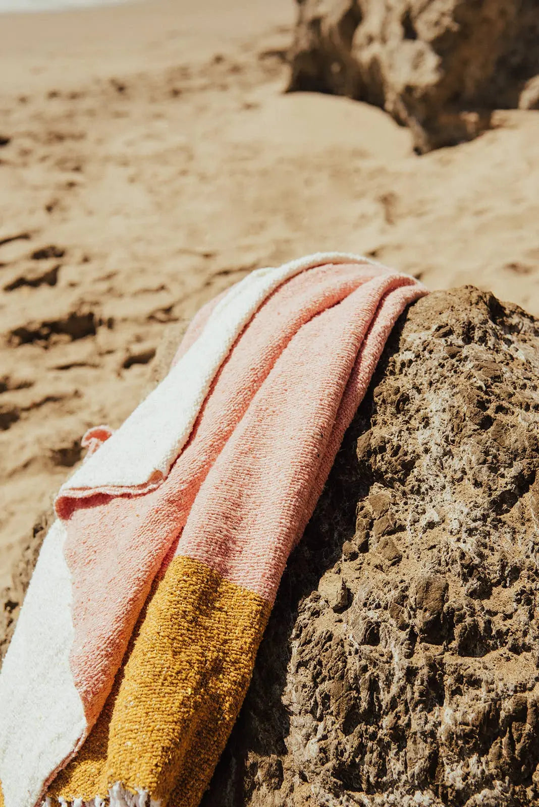 Sunrise - SUSTAINABLE RECYCLED THROW BLANKET Sundream