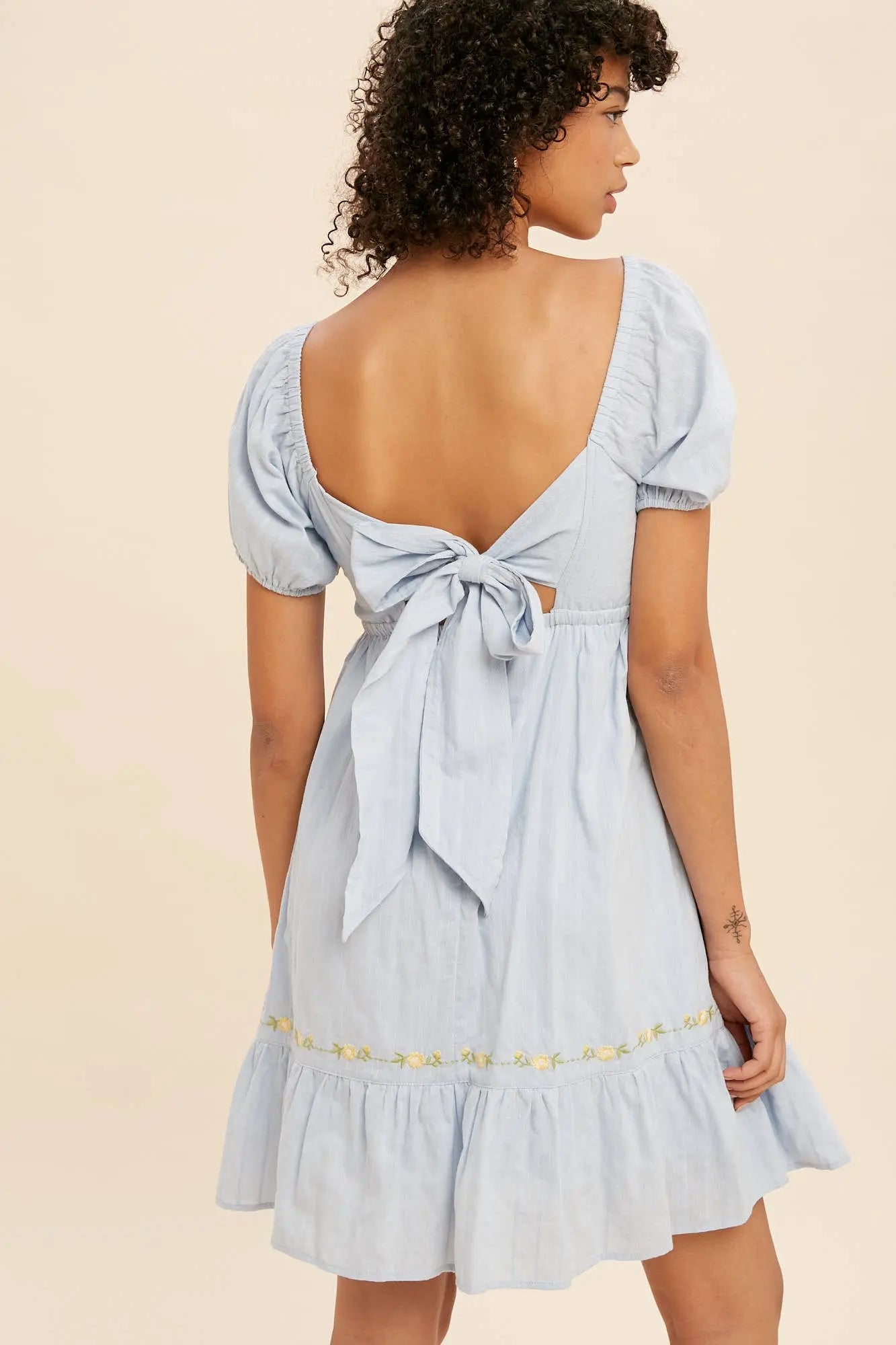 EMBROIDERED SQUARE NECK MINI DRESS In Loom